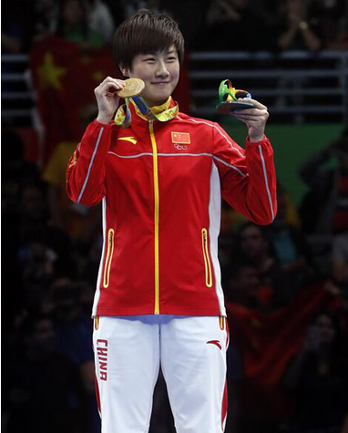 奥运会乒乓球女子单打决赛中,中国选手丁宁4